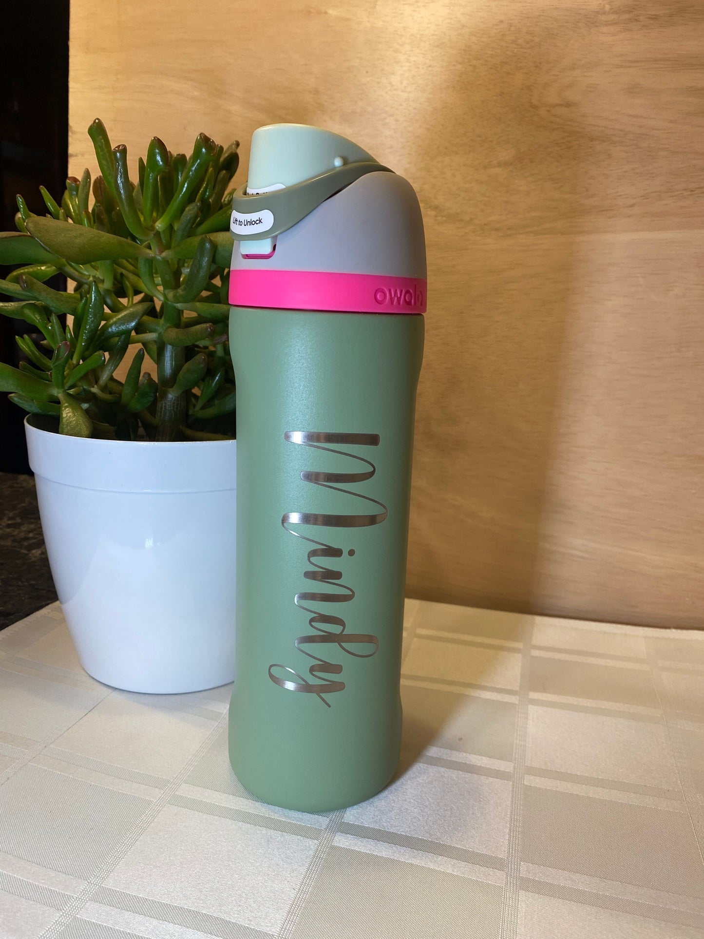 24 OZ Personalized Owala Water Bottle - Special Order Only