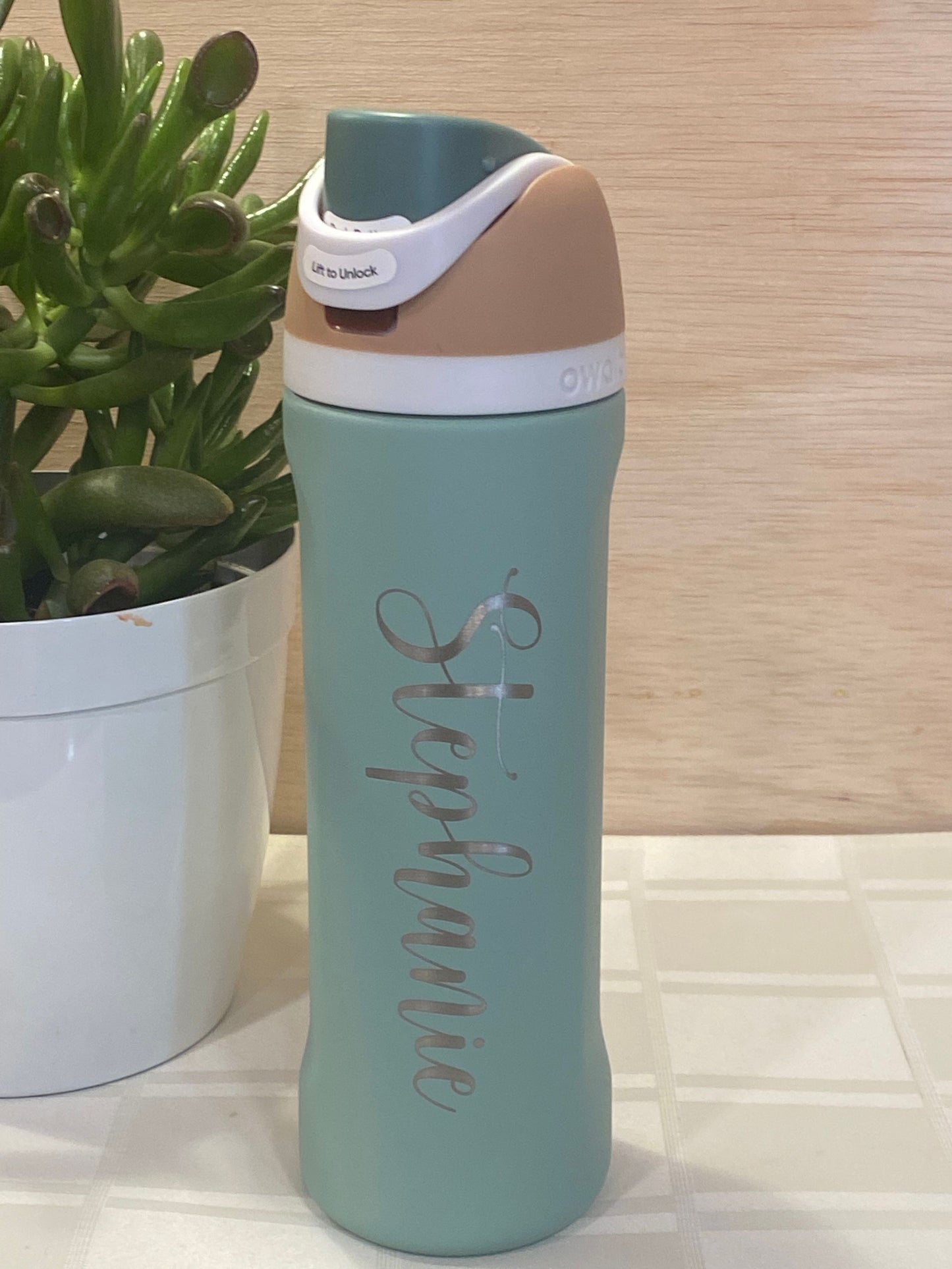 24 OZ Personalized Owala Water Bottle - Special Order Only