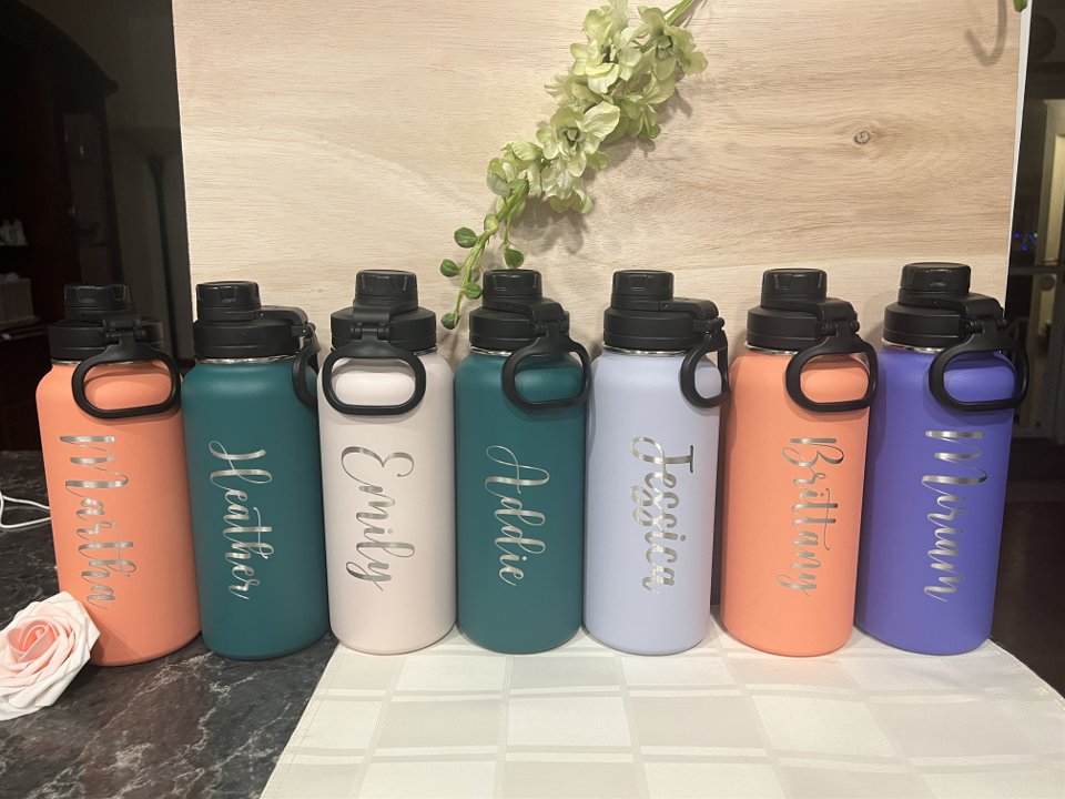 32 oz Personalized Spout/Twist Cap Water Bottle LoveYourName
